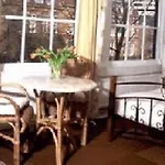 Adolesce Hotel 2*