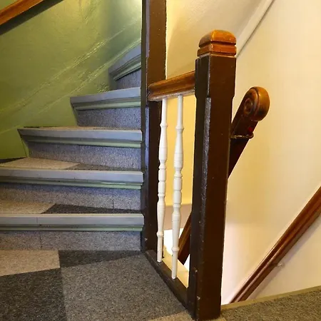 Hotel Adolesce