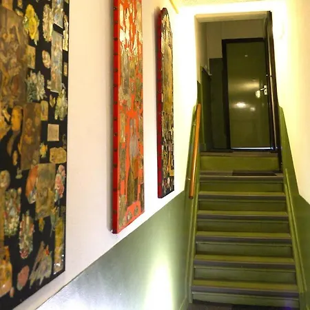 Hotel Adolesce