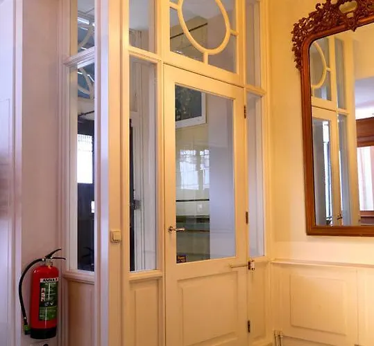 Adolesce Ξενοδοχείο 2*