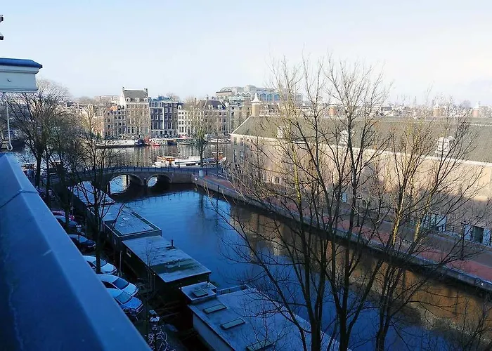 Ξενοδοχείο Adolesce 2*