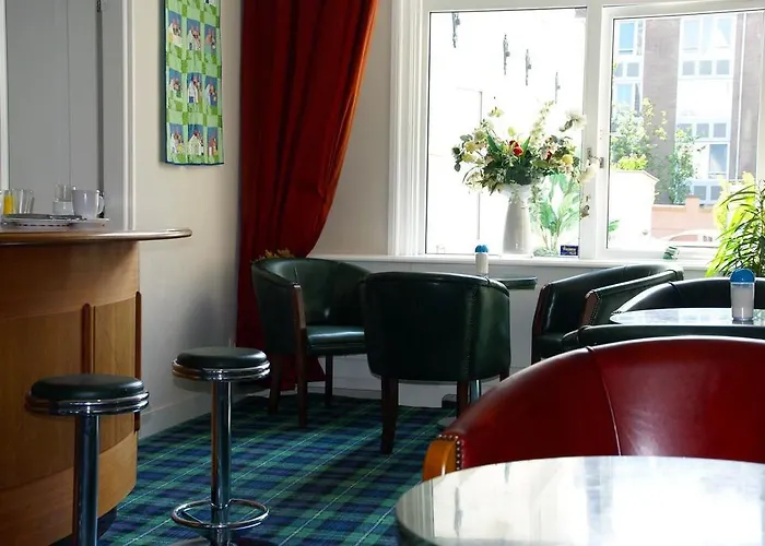 Adolesce Ξενοδοχείο 2*