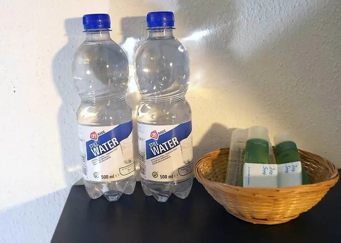 Adolesce アムステルダム